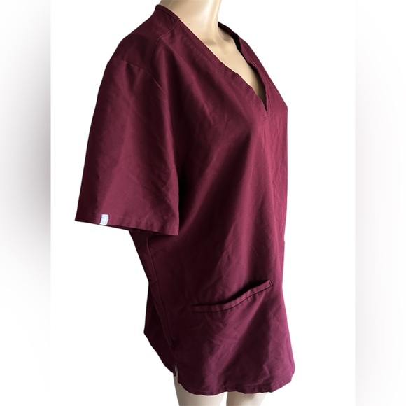 Figs Casma Three Pocket Scrub Top Burgundy Women XL RN,Medical Professional EUC! - Picture 4 of 11